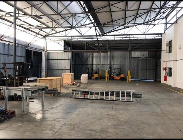 8,264M² WAREHOUSE TO LET IN EPPING INDUSTRIAL